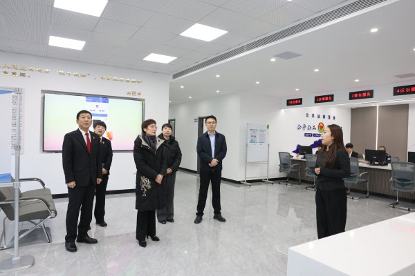 ����Ժ������ǡ���Ժ�������������ɽ��..